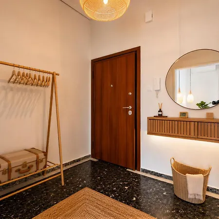 Elegant Near Center Апартаменты *