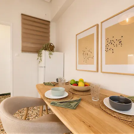 Апартаменты Elegant Near Center Каламата